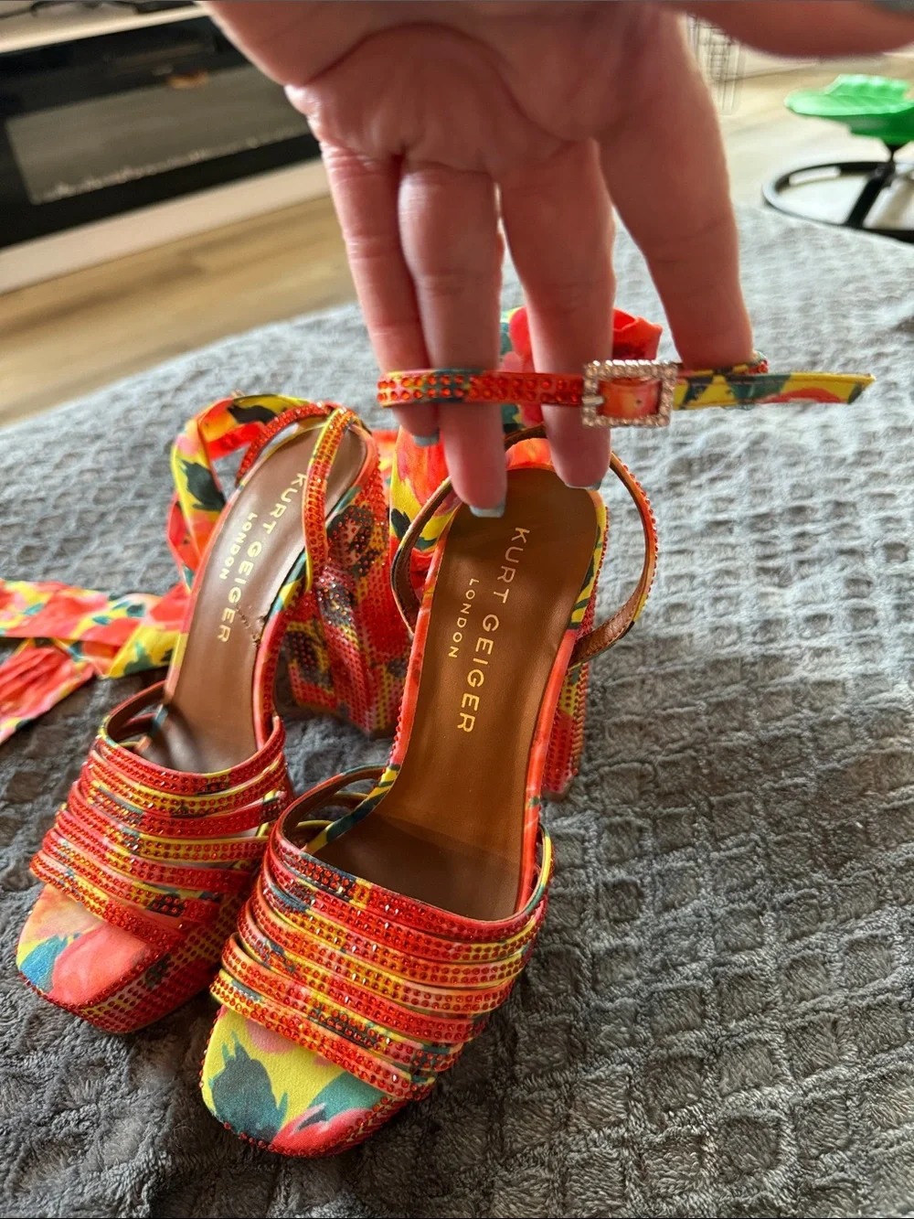 Kurt Geiger Red Multicolor Floral Platform Sandals with Floral Ties